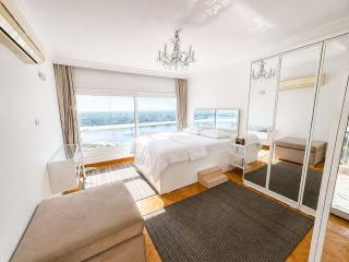 Nile view apt high floor - 2