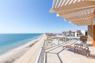 Two Bedroom Condo in Las Palomas - 4