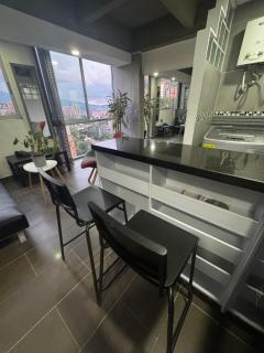 2305 Suite con vista privilegiada en el poblado - 1