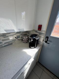 Bright&Spacious 2BR in Prime Center City Location - 3