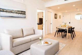 Brand New 1BR at District 225 King Bed Sofa Bed Sleeps 4 Prime Miami Living - 5
