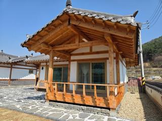 Areumchae Gyeongcheon Hanok Wanju - 5