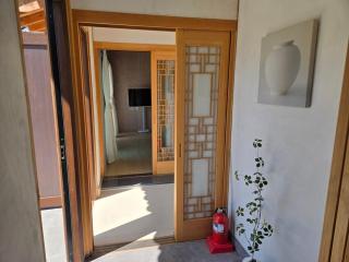 Areumchae Gyeongcheon Hanok Wanju - 4