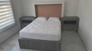 Tonys Place - 4