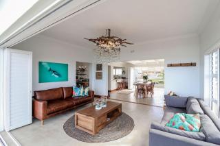 78 Beach Road Oceanfront Cottage Splash Pool Sea Views - 9