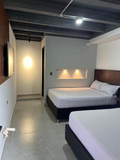 Hotel Provenza Suites - 8