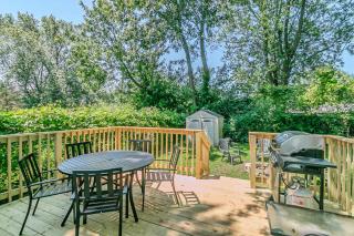 Fisherman's Cottage 3BR Lake Erie Retreat - 7