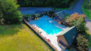 Charming Mountain Dream PrimeLocation Sleeps 8 - 6