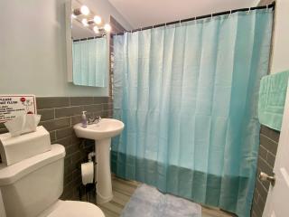 Tropical Oasis - Room 4 - 4