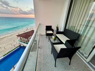 Suite tipo loft con vista increible Zona Hotelera Cancun - 4