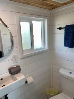 The Eagle’s View (Tiny Home 4) - 6