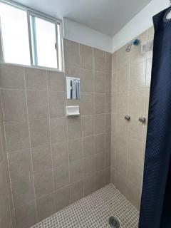 Equipped house in Salinas industrial zone - 2