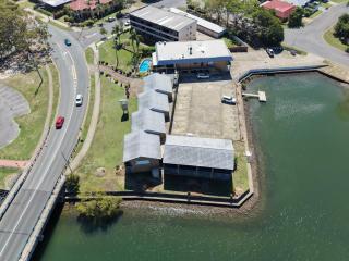Bribie Waterways Motel - 6
