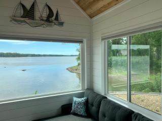 The River's Edge (Tiny Home 3) - 5