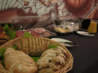 Chambre Taupe avec Petit-Déjeuner Gourmand en Ferme, Grandrupt-de-Bains - FR-1-589-719 - 1