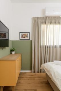 Carmelmarket Luxury One Bedroom Apt By Localz - 1