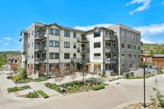 Downtown WP Loft 208 I Huge Hot Tub I Great Views - 7