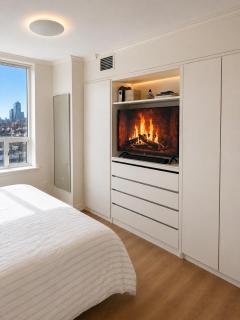 Luxury Condo Near High Park & Subway - 5