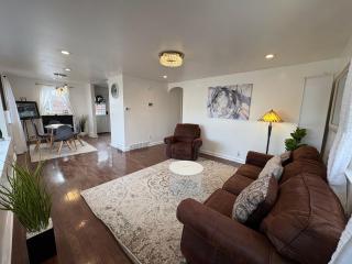Family-friendly Home - 7