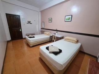 Palm Woods Pensionne Home - 3