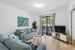 Stylish apt in the heart of Perth City - 1