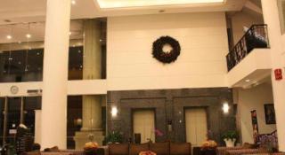 Hotel Supreme Convention Plaza - 4