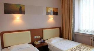 Super 8 Hotel Beijing International Exhibition Center - 2