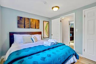 Rainier Beach 6BR and 3BA Spacious Lake View Home, 15min FIFA World Cup Ready, Fireplaces & Nearby Amenities - 3