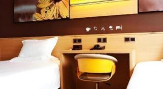 IU Hotel Shanghai Jiaotong University Jiangchuan Road Metro Station - 3