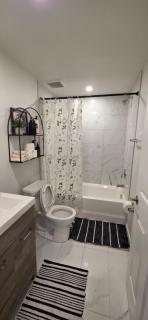Amaville - Mordern Cozy 1BRM Suite in Chappelle - 5