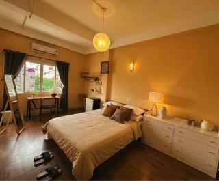 Ann Home - 9