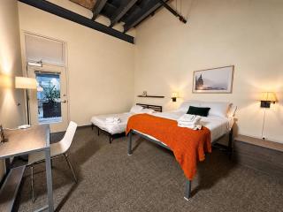 Cream City Industrial Loft Near Fiserv with Parking - Suite 1 - Sleeps 8 - 6