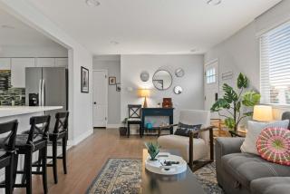 Modern 4BR Retreat Private Yard - 10 Min to DEN - 4