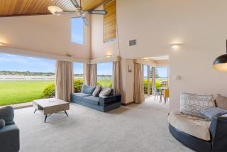 30 Liverpool Road - waterfront stunner - 4