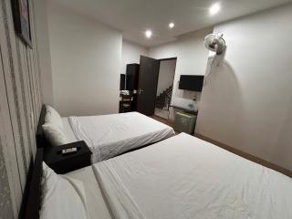 Phuong Thao Hotel - Near My Khe Beach - 400m - 1