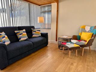 Beach Cottage 43, A stone's throw from the sea - 7