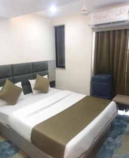 Sun hotel nehrunagar - 4