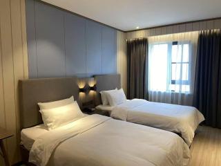 Hanting Hotel Wuhan SKP Chuhe Han Street Metro Station - 3