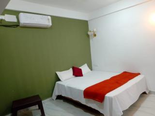 Vedant Hotel & Hostel - 8