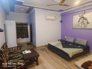 Hill View - 9