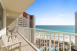 Renovated Beachfront 2BR 2BA, Free Beach Service - 6