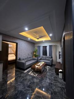 Amber Luxe 2 Bed Suite Bahria Town - 6