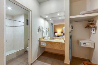 Comfort Inn Tampico - Tampico - 2