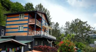 The Door to Nirvana Backpackers Hostel Kotagiri - 3