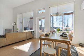 Scandinavian Riverside Home By Lapland Host - 2