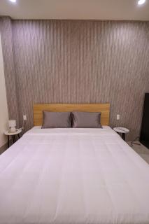Tuti Apartment Near My Khe Beach Da Nang - 1