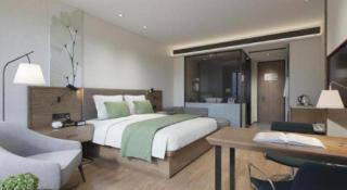 GreenTree Inn Express Hainan Haikou Haixiu Zhong Road - 9