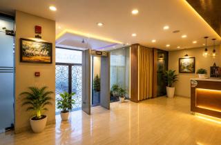 Hotel Grand Suites- Delhi Airport - 2