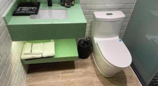 City Comfort Premier Hotel Guangzhou Tower Chigang Metro Station Pazhou Exhibition - 1