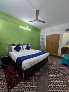 Vivan Palace Ayodhya Near Ram Janmabhoomi - 2